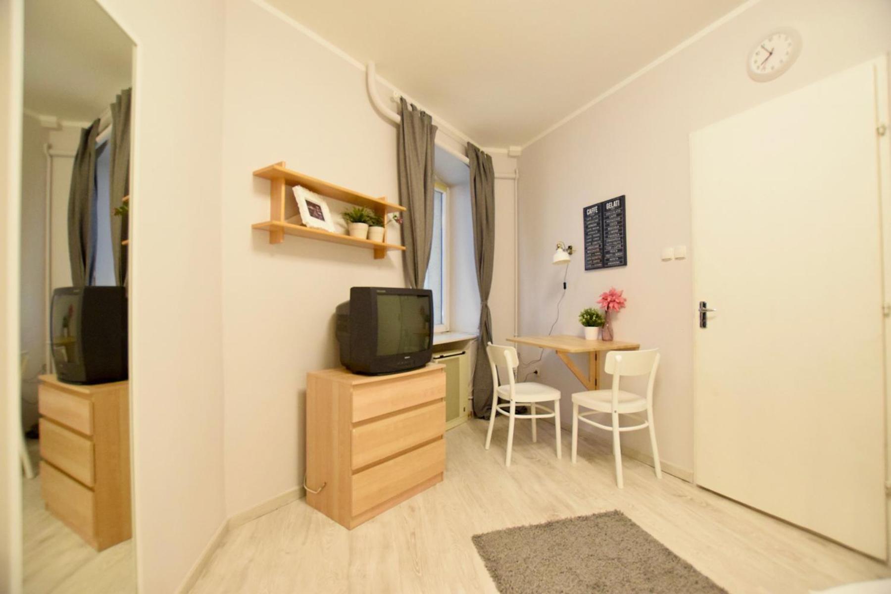 By Hi5- Oktober 6 Street Apartamento *